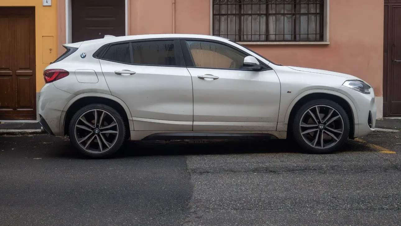 Суд в Королеве конфисковал BMW X2 у женщины за повторную пьяную езду