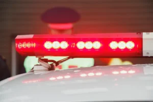 policziya vladivostoka ustanovila voditelya   posle dtp-lessontime-ru-0