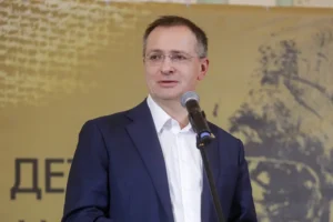 10 let tyurmy medinskomu i torkunovu ot shevchenkovskogo suda kieva-lessontime-ru-0