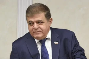 dzhabarov o provokacziyah ukrainy aksenov vyskazal svoyu reakcziyu-lessontime-ru-0