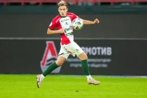 Зенит нацелился на Алексея Батракова из Локомотива zenit naczelilsya na alekseya batrakova iz lokomotiva-lessontime-ru-0