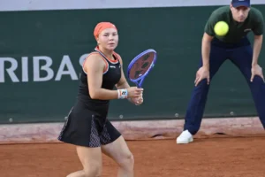 diana shnajder vyshla v 18 na rolan garros olejnikova vne borby-lessontime-ru-0