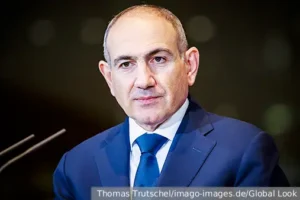 dmitrij medvedev osudil pashinyana za riski dlya odkb i eaes-lessontime-ru-0