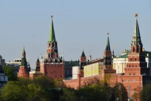 dmitrij peskov i frankvalter shtajnmajer  kto stanet peregovorshhikom-lessontime-ru-0