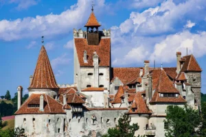 dzhoel vajnshanker kupil zamok bran princzessy ileany-lessontime-ru-0