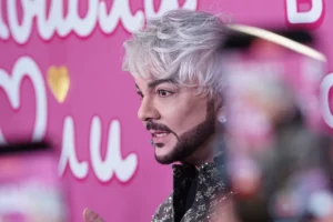 Филипп Киркоров и Александр Матвеев установили родство через ДНК filipp kirkorov i aleksandr matveev ustanovili rodstvo cherez dnk-lessontime-ru-0