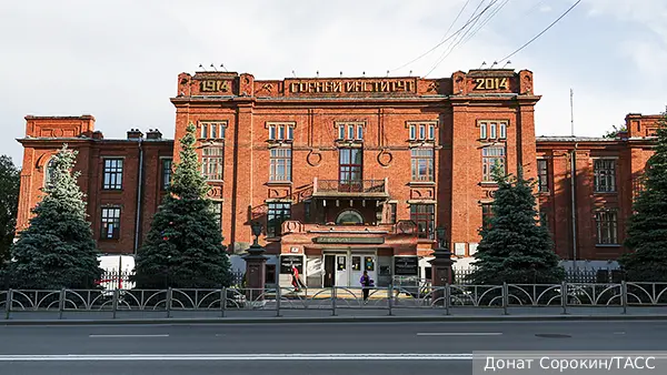 Силовики накрыли схему продажи зачетов в уральском горном университете