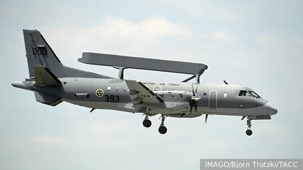 Военный эксперт сказал, как Су-57 мог уничтожить украинский самолет ДРЛО Saab 340