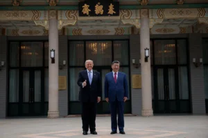si czzinpin posetit ssha po priglasheniyu trampa osenyu 2026 goda-lessontime-ru-0