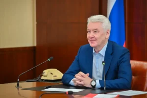 sobyanin vydvigaet andreya meczlera  novyj ombudsmen moskvy pri putine-lessontime-ru-0
