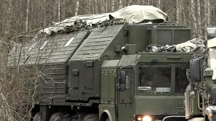 vs rf byut oreshnikom i kinzhalom po czentram upravleniya ukrainy-lessontime-ru-0
