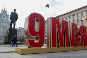 zhitelnicza estonii s radostyu prazdnuet den pobedy v rossii s rodnymi-lessontime-ru-0