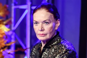 Людмила Чурсина. Путь от столичных сцен до уюта Петербурга lyudmila chursina put ot stolichnyh sczen do uyuta peterburga-lessontime-ru-0