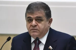 Владимир Джабаров пригрозил Западу зеркальным ответом за морской разбой vladimir dzhabarov prigrozil zapadu zerkalnym otvetom za morskoj razboj-lessontime-ru-0