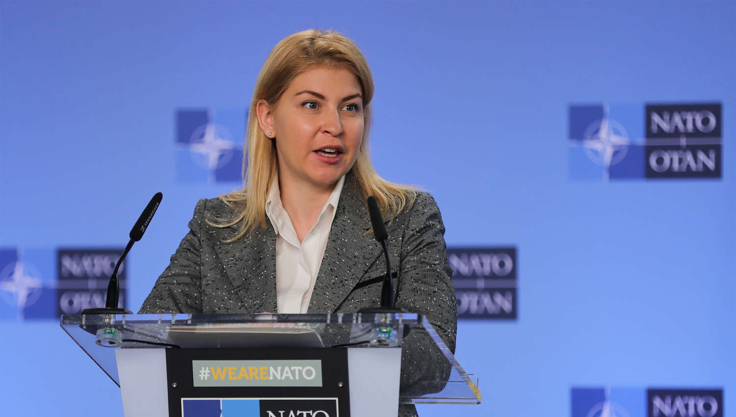 2b1dd67f-ac49-4f5c-878e-1ad55792f4e9-679b5fd4