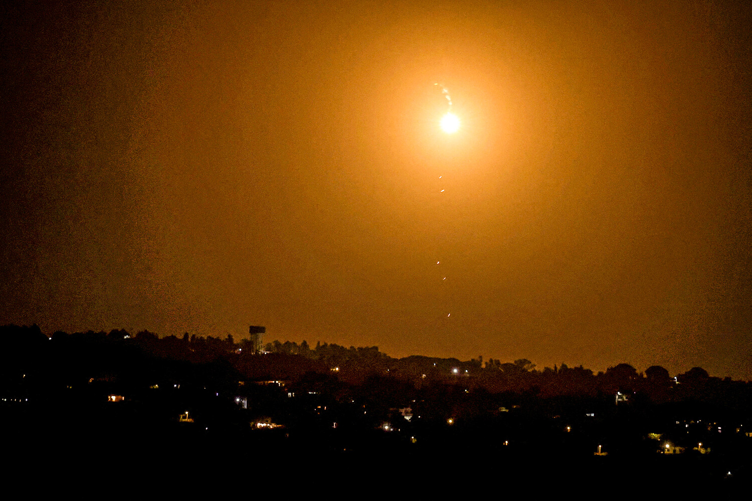 ЦАХАЛ продолжает операцию против объектов «Хезболлы» в Ливане 8244539c-f053-4d47-88ca-8365b02b3c98-6761334a