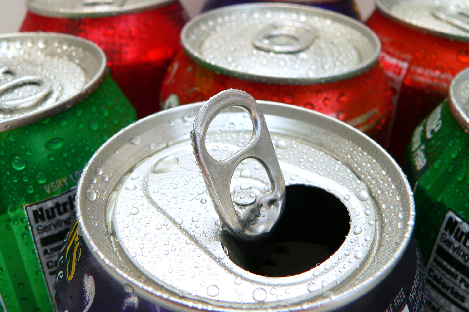 Изменение цен на напитки в 2025 году: что нужно знать потребителям 8240eb8e-9d12-4078-b926-03cdba29ec92-67c1c9f6