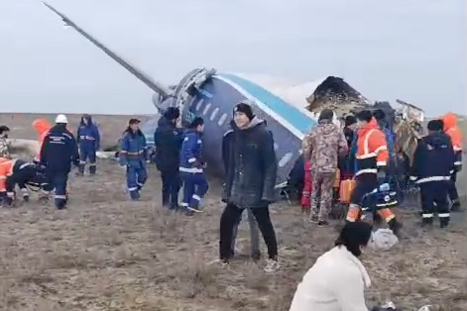 Успешная аварийная посадка самолета в Казахстане: все пассажиры спасены 84b39db6-5d85-4031-b982-faeb279c73a3-67bf0c67