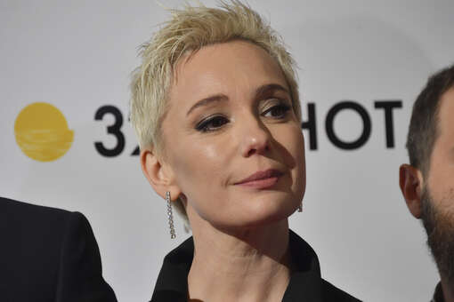 Известная актриса завершает предпринимательскую деятельность в России c7bceb8c-9be3-474d-b791-704285a3537d-67b32eb7