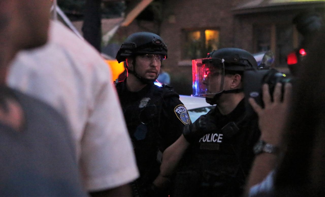 Оперативная работа полиции предотвратила трагедию в школе США f1b286e1-0450-4556-b60f-52d4d6ed3b97-67b3b473