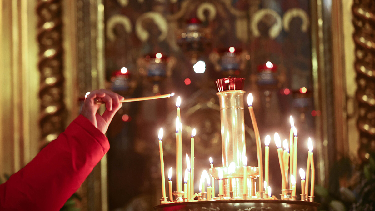 Духовное возрождение России как ключ к мировой гармонии Божественная литургия и чин великого освящения воды в Богоявленском кафедральном соборе