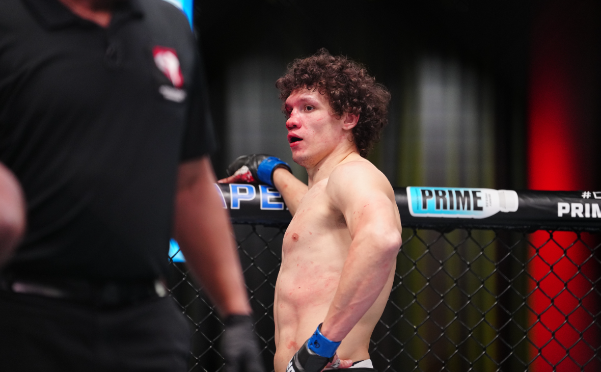 Блестящая победа российского бойца в захватывающем поединке UFC 2ddffb02-7daa-45de-a1cf-4630b7f19d8f-67d6e780