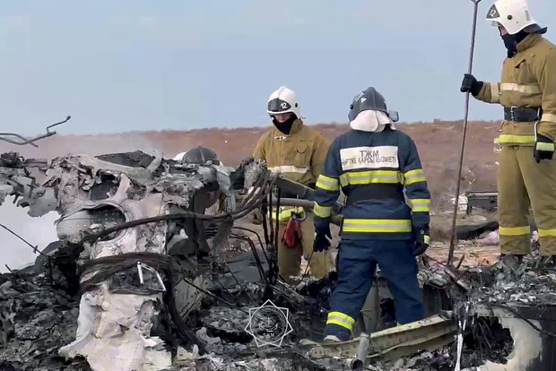 Масштабное расследование авиакатастрофы под Актау выходит на новый уровень 7e40e1fe-1e26-414c-bd21-52e70c927ec6-67db3a95