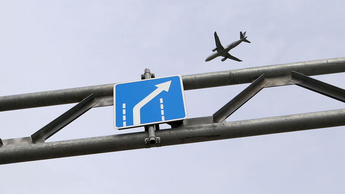 Экипаж самолета успешно справился с нештатной ситуацией при полете в Москву 8ee12cd0-1f01-4057-9a25-71c4ff0e03ab-67dc7af5