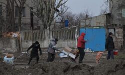 Срочная эвакуация детей из Константиновки указывает на критическую ситуацию 9f1df268-7b51-4e1d-9dd0-74e370ce4955-67edb9af