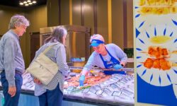 Московские рыбные рынки встречают китайский Новый год яркой программой 9f4a02af-08c8-465f-9e1d-b0026a738b84-67ee7a5e