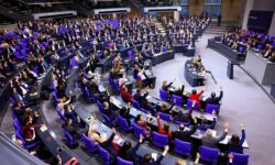 Германский парламент принял решение по миграционному законопроекту e0d6e553-4d4e-4e1d-a484-d2a44a72c790-67f04be1