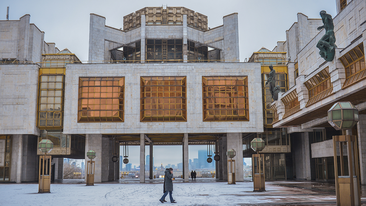 Эксперты РАН предложили реформировать в России госслужбу