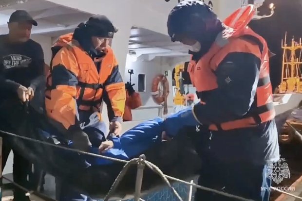 Расследование судьбы спасенного путешественника в Охотском море fa2316fc-0cec-48a0-a362-25d796ca7718-67e27bcb