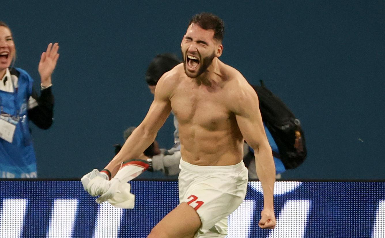 Футболист Локомотива Наир Тикнизян радуется забитому победному голу в матче с Зенитом (Александр Демьянчук / ТАСС)