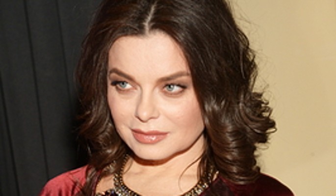 Наташу Королеву отчитали за танцы у унитаза