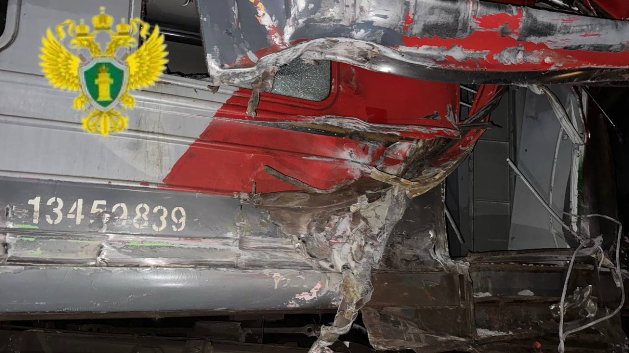 Прокуратура начала проверку в Подмосковье, где вагон электрички сошел с рельсов