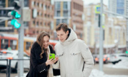 Свердловчанки заряжают праздничным настроением — мужские подарки в тренде 1931c380-7ac7-4612-9aac-2b1e055bcb67-680a38e9