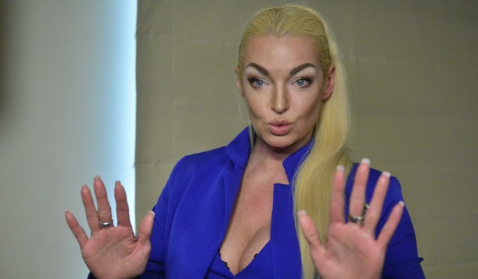 Анастасии Волочковой потребовалась срочная помощь костоправа