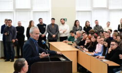 Олег Чемезов провел вдохновляющую встречу со студентами Уральского юридического университета 437e7e47-1356-41b4-a8b8-f8bf46783bfd-68036998