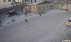 Смелость и отвага: водитель фуры и предпринимательница обезвредили вооруженного преступника 526aea8e-3b50-4b17-bc52-234c4e0ac9fc-67fe3212