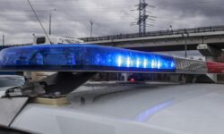 Мальчик оперативно доставлен в больницу после ДТП в Новосибирске 6217d573-711f-4115-a458-6db141b9ba96-67f9625d