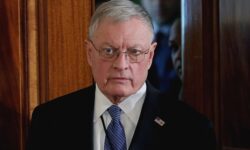 Неожиданный визит спецпредставителя Трампа в Украину всколыхнул политические круги 6eea7265-0faa-43cf-9ed6-8bf0f57a6ce8-67f44921