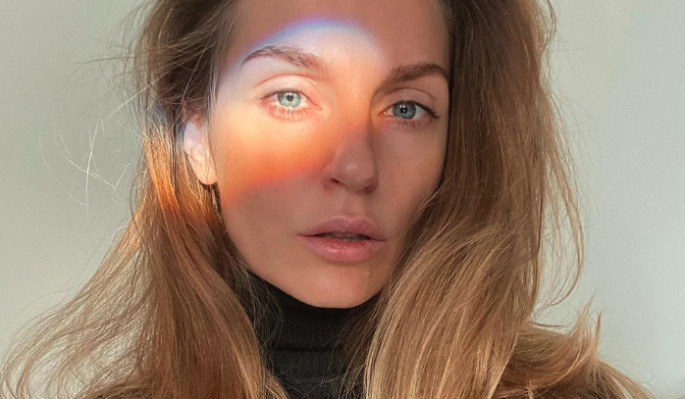 Савельева съехалась с матерью в Москве после слухов о разводе с мужем