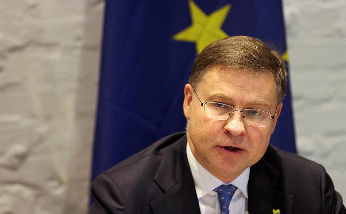 Валдис Домбровскис (Johanna Geron / Reuters)