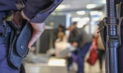 Бдительность персонала поезда предотвратила трагедию в вагоне-ресторане 7c9e2c2e-ddb7-46d9-8f56-58455aef28c8-67fc06ba