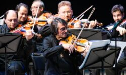 Беспрецедентный инцидент на концерте Башмета закончился арестом провокатора 88575b93-1a47-4a70-89c5-5c21c758b729-67f172d8