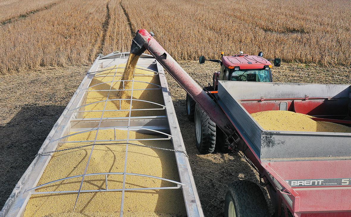 Сбор урожая сои в США (Joe Raedle / Getty Images)