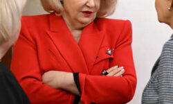 Правительство высказало замечания к законопроекту о штрафах за пропаганду многоженства 8b7abe6b-850a-43f7-9ffa-abf882202fbb-67fd6dfe