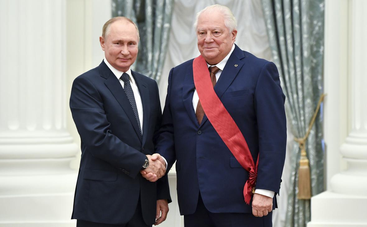 Владимир Путин и Виталий Смирнов (Евгений Биятов / POOL / ТАСС)