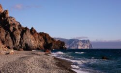 Google Maps отказался переименовывать крымские города на украинский лад ba0e8484-de41-4690-b050-d8ff14173e49-67ff7fac